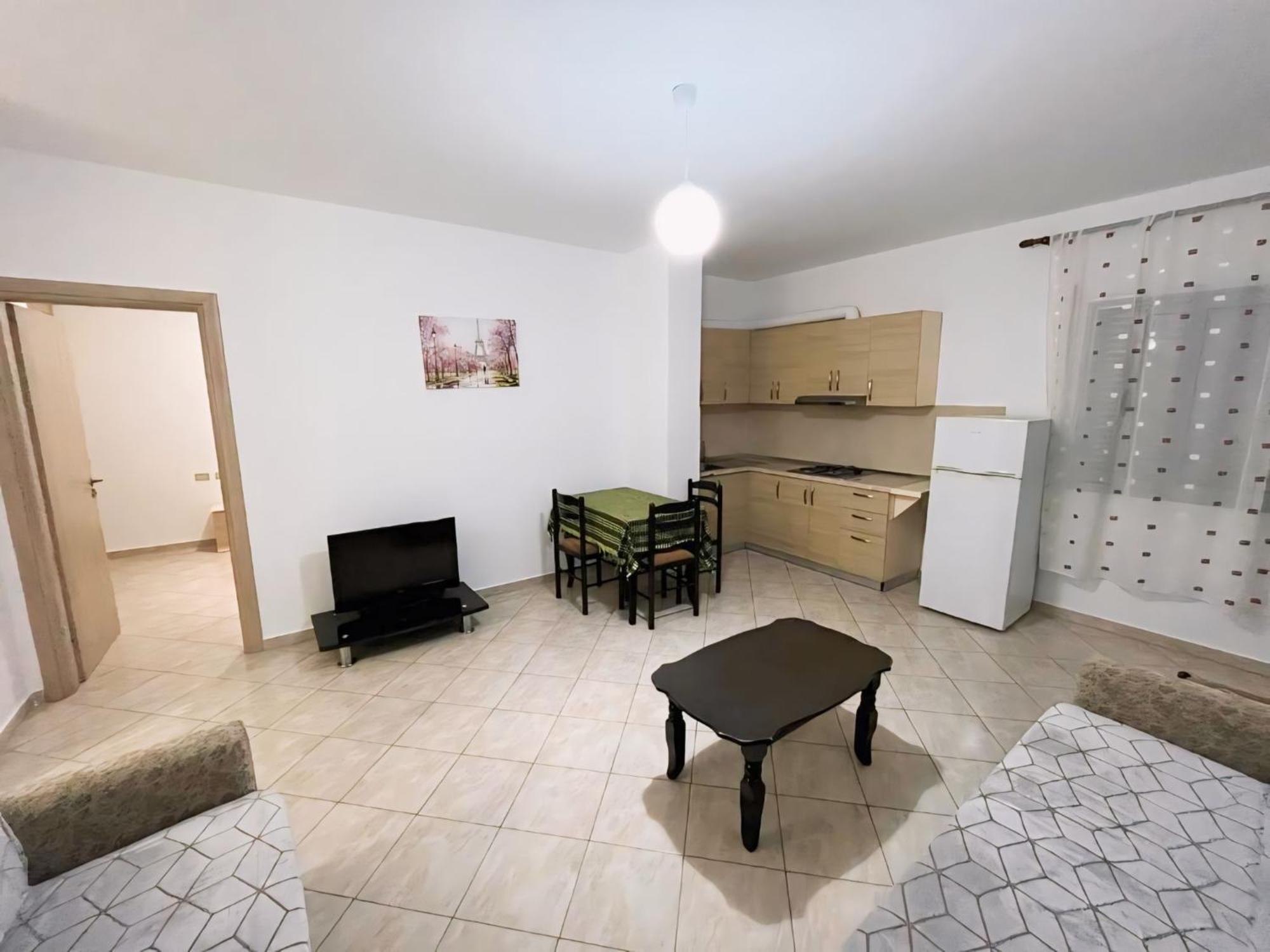 Gerald'S Central Apartments Влёра Экстерьер фото