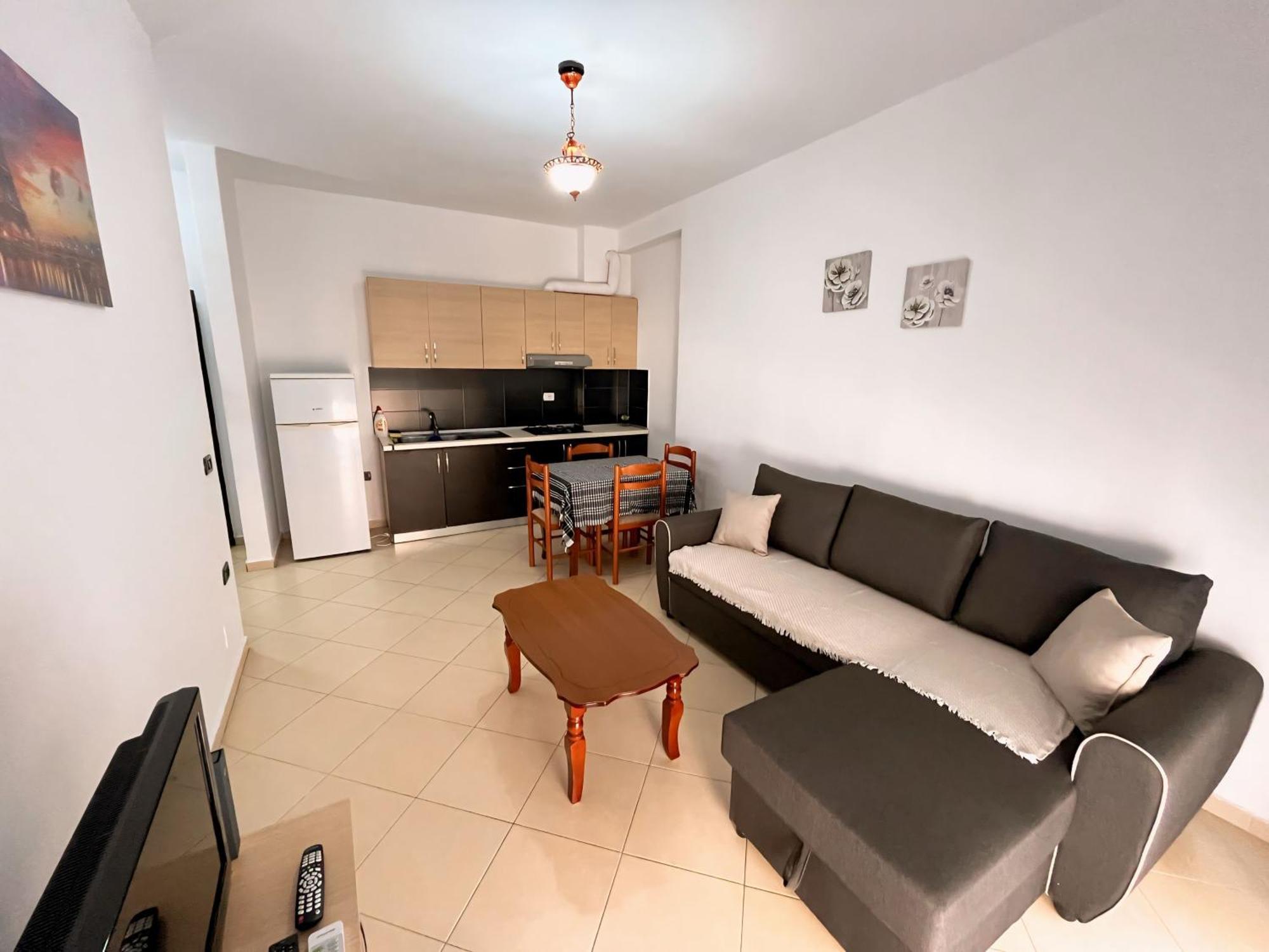 Gerald'S Central Apartments Влёра Экстерьер фото